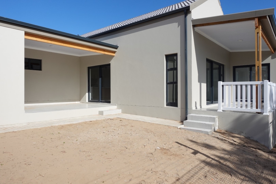 3 Bedroom Property for Sale in Reebok Western Cape